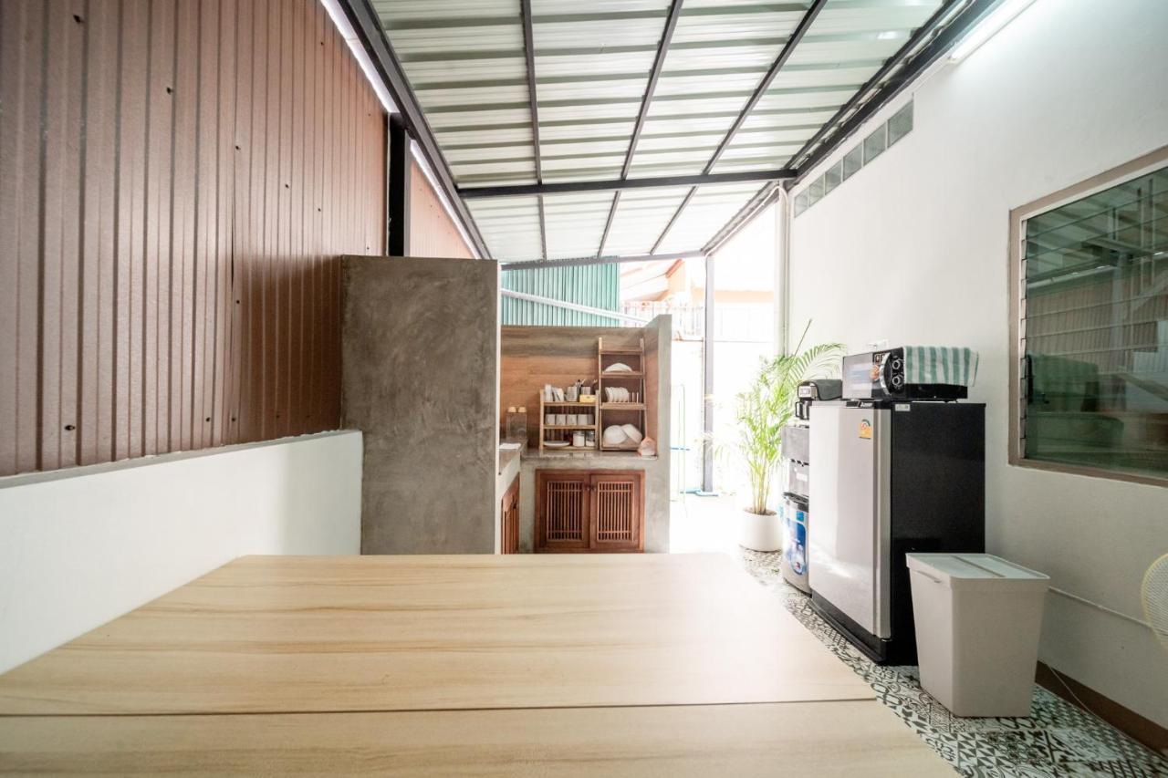 Socialer Coliving & Coworking Space Chiang Mai Eksteriør bilde